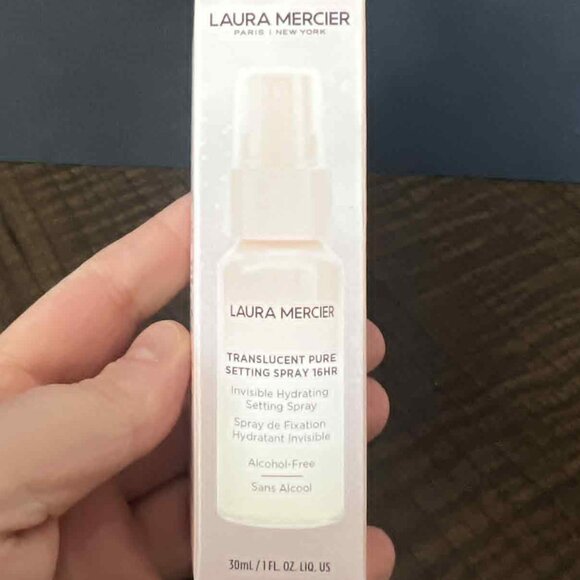 🩷Laura Mercier 16 Hr Setting Spray - Picture 1 of 1